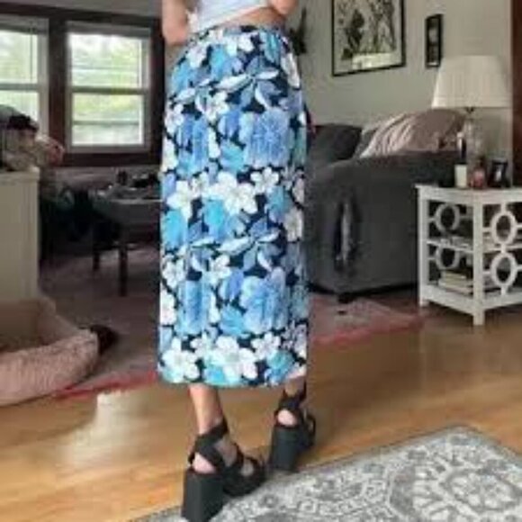 Briggs New York Blue and White Maxi Skirt. NWOT. - Picture 1 of 6